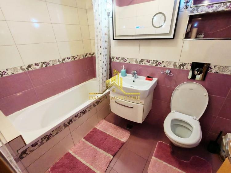 Apartament cu 3 camere decomandat, mobilat în Semicentral