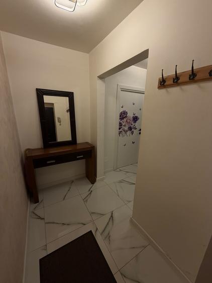 Apartament cu 2 camere decomandat în Bucur Obor
