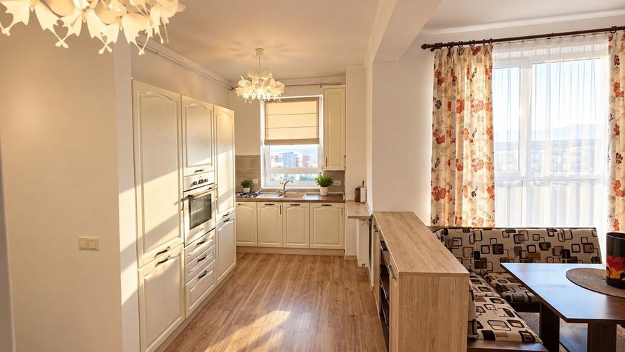 Apartament cu 2 camere decomandat în Central