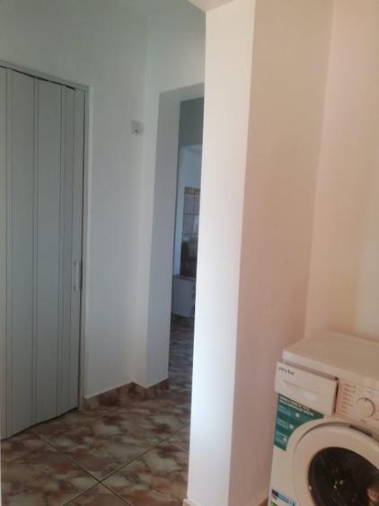 Apartament cu 4 camere decomandat în Gară