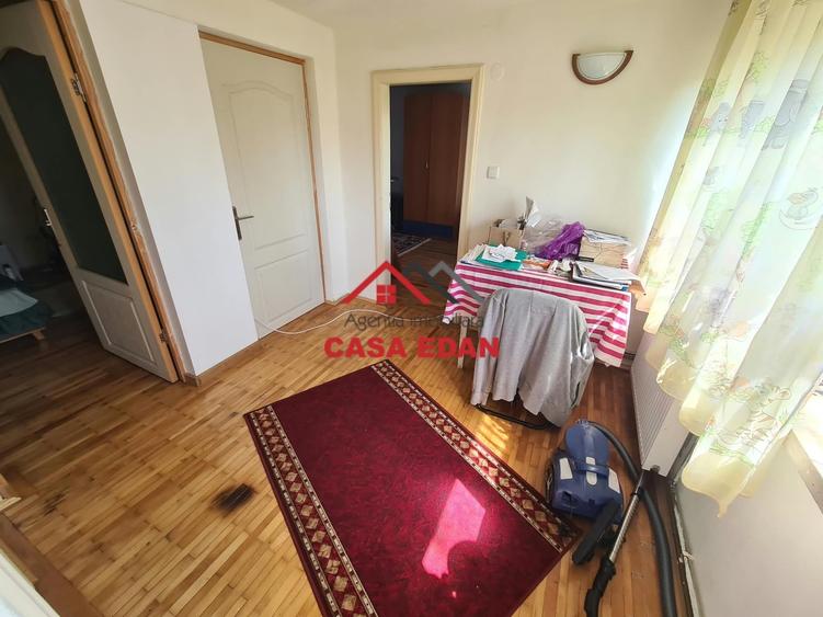 Casă cu 3 camere cu Teren 164 Mp în Câmpina