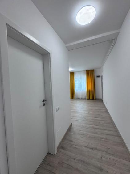 Apartament cu 2 camere semidecomandat în Florești — fotografia 2
