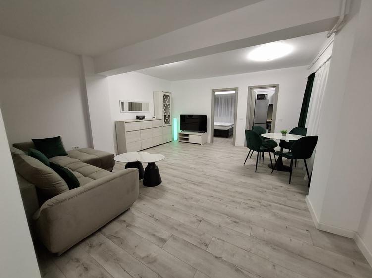 Apartament cu 2 camere decomandat în Calea Moldovei
