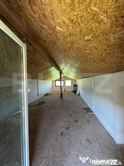 Casă cu 6 camere cu Teren 8700 Mp în Turda