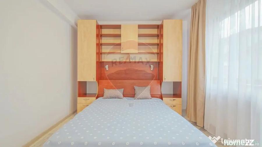 Apartament cu 3 camere decomandat în IAR
