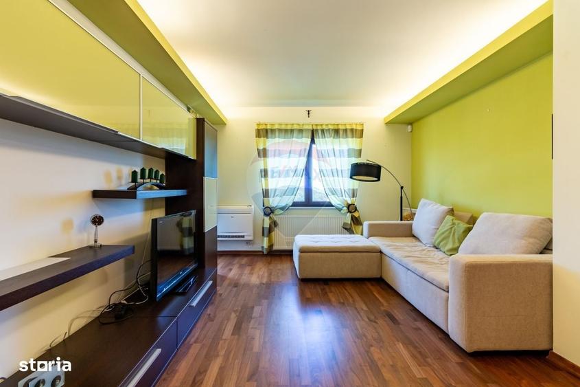 Casă cu 4 camere în Dumbrăveni