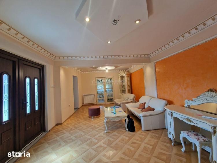 Casă cu 4 camere cu Teren 680 Mp în Triaj