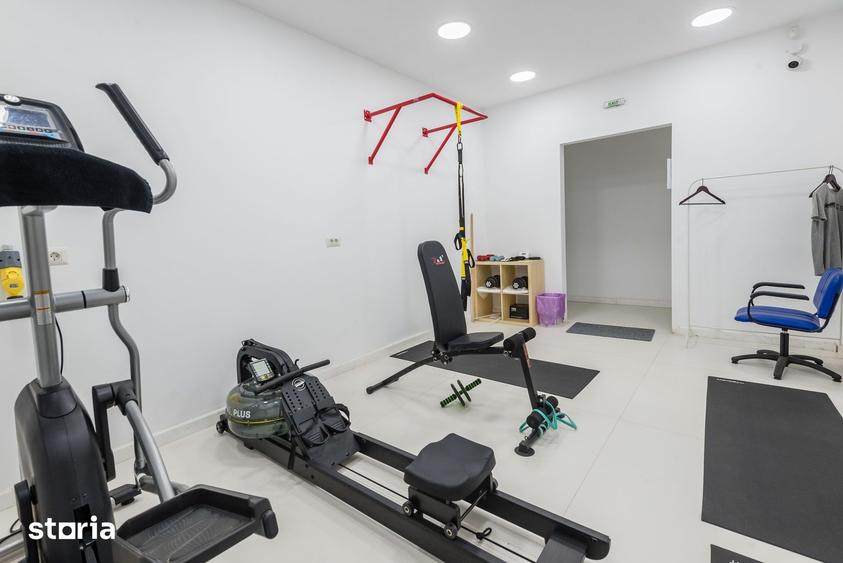 Spațiu comercial, de 4,231 mp, în Tunari