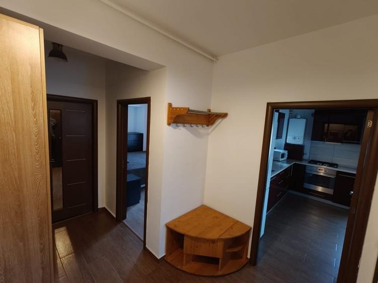 Apartament cu 2 camere decomandat, mobilat în Bucureștii Noi