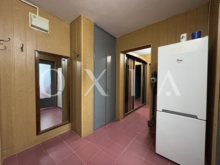 Apartament cu 2 camere semidecomandat, mobilat în Lipovei