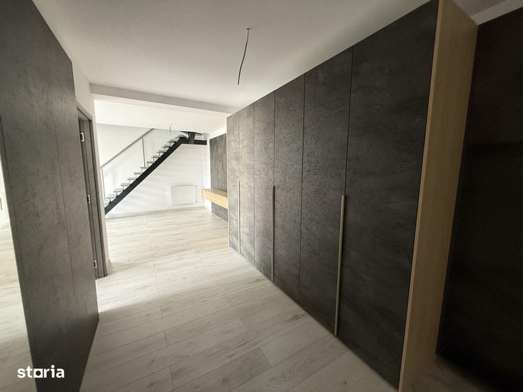 Apartament cu 4 camere în Central
