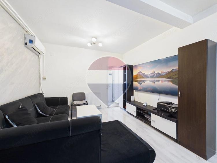 Apartament cu 2 camere semidecomandat în Olteniței
