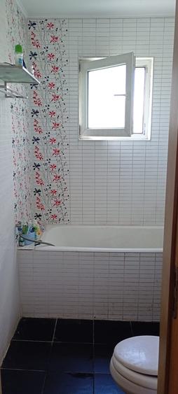 Apartament cu 2 camere decomandat în Basarabia