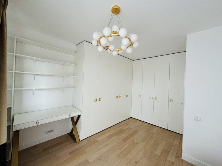 Apartament cu 3 camere decomandat, mobilat în Tineretului