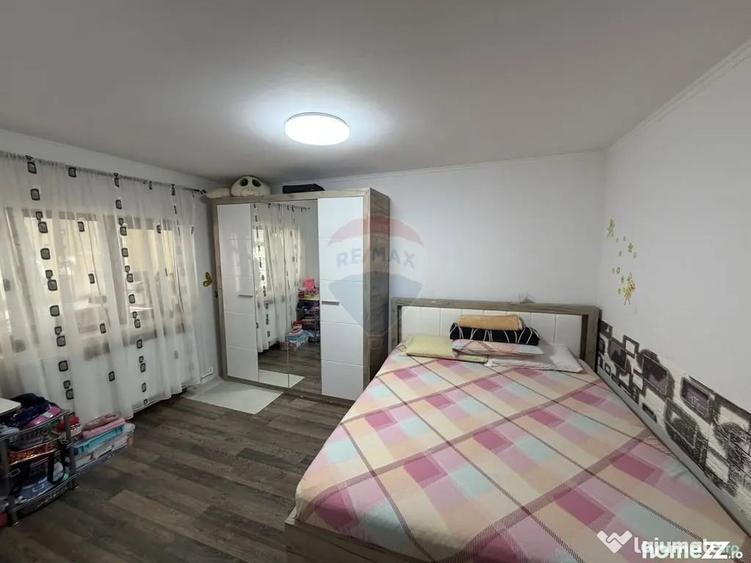 Casă cu 3 camere cu Teren 443 Mp în Central