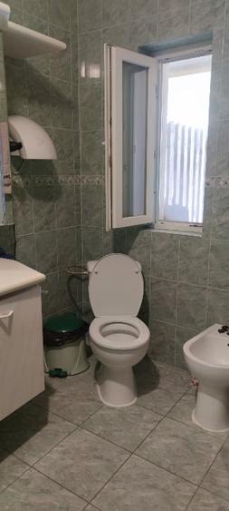 Duplex cu 4 camere cu Canalizare în Diniaș
