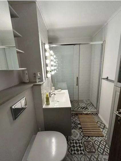 Apartament cu 3 camere decomandat, mobilat în Bucovina