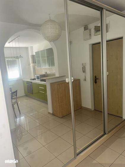 Apartament cu 2 camere semidecomandat în Tineretului