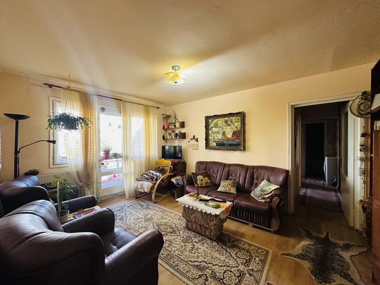 Apartament cu 3 camere semidecomandat, mobilat în Mănăștur
