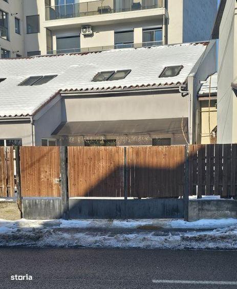 Casă cu 4 camere cu Teren 170 Mp în Central