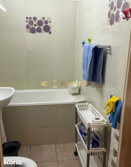 Apartament cu 3 camere, mobilat în Titan