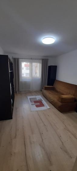 Brancoveanu-Lamotesti, 2 camere de inchiriat, 6/10, renovat, mobilat/utilat, - 1