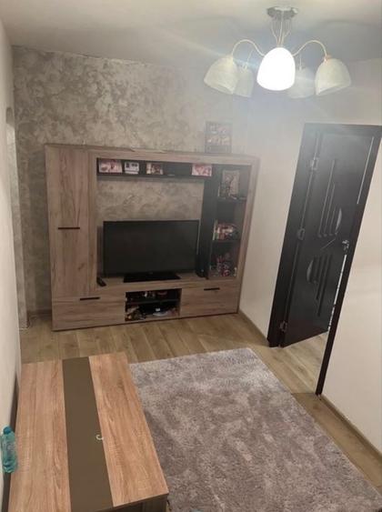 Se ofera spre vanzare apartament cu 2 camere, avand suprafata de 35 mp - 9