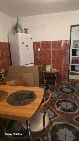 Apartament cu 2 camere decomandat în Horia