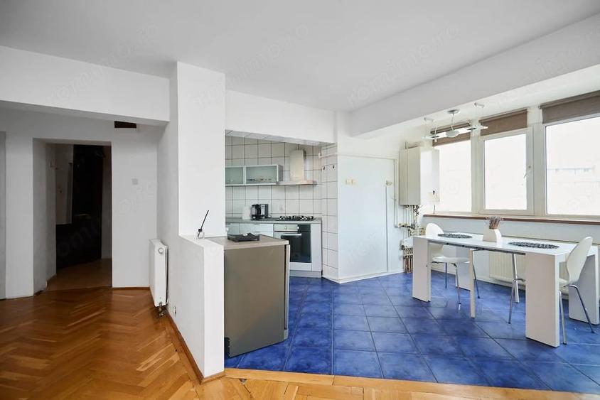 Apartament cu 3 camere decomandat în Ultracentral