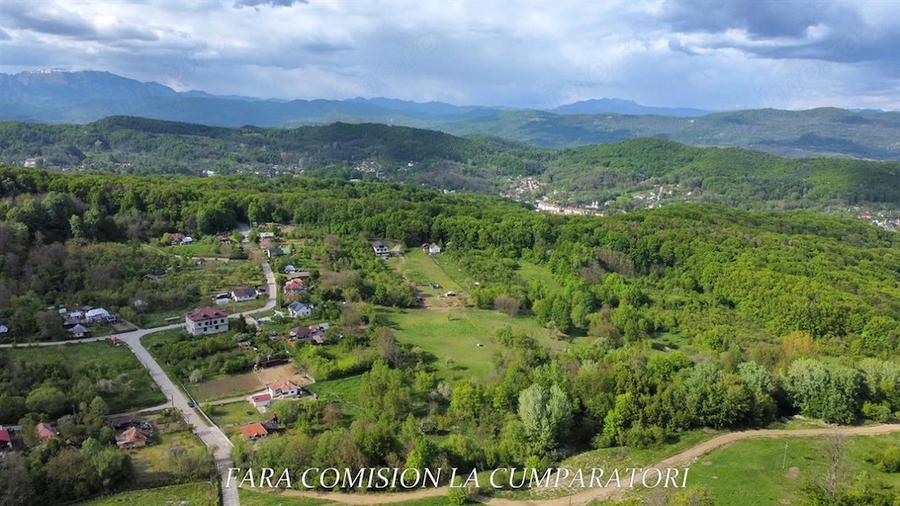 Teren de 2315 mp, în Central