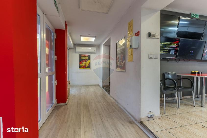 Spațiu comercial, de 50 mp, în Zorleni