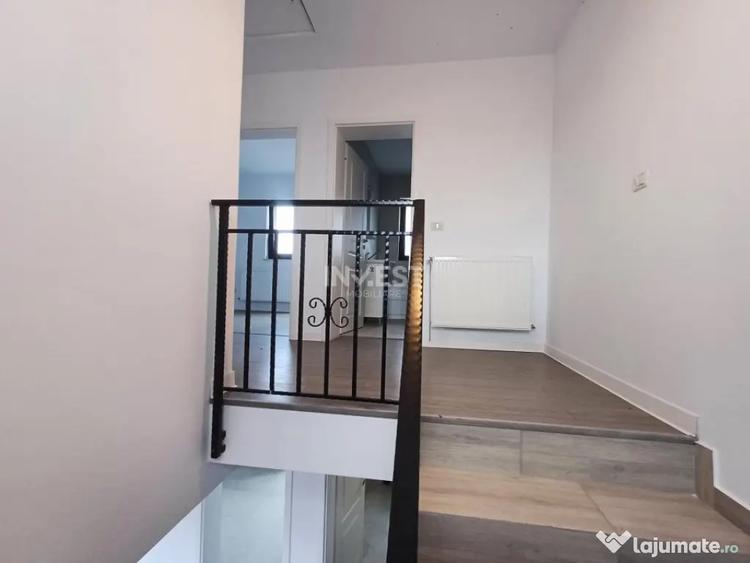 Casă cu 3 camere cu Canalizare în Miroslava