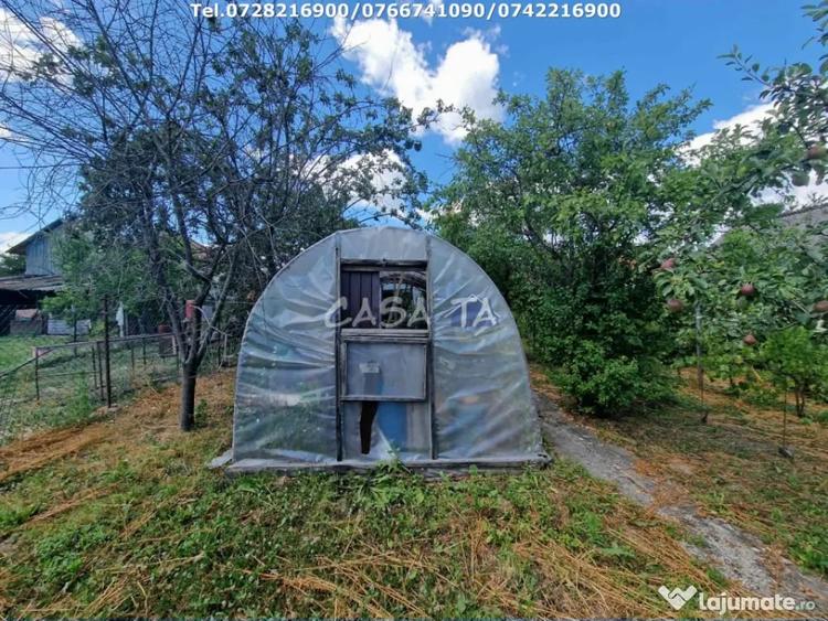 Casă cu 2 camere cu Teren 2554 Mp în Sănătești