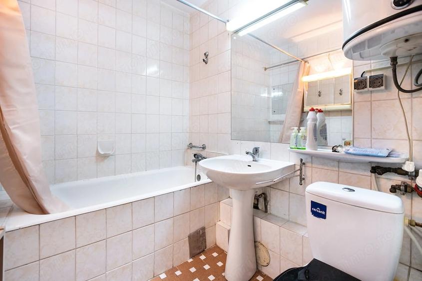 Apartament cu 2 camere decomandat în Baba Novac