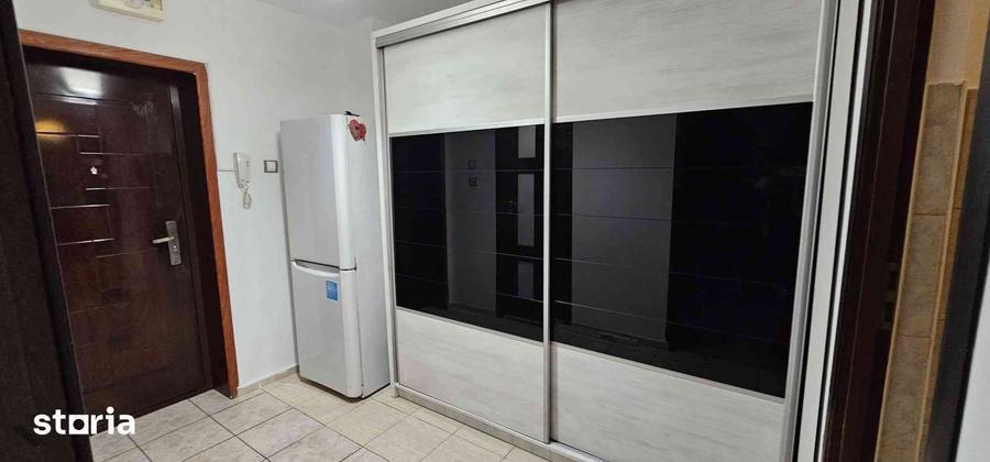 Garsoniera 40 mp + loc parcare. Contract ANAF. Exclus agentii - 8