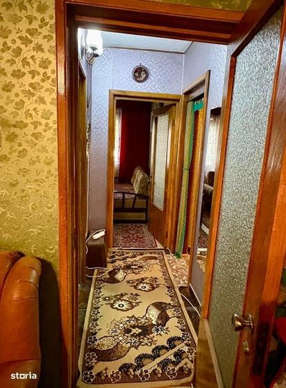 Apartament cu 3 camere decomandat în Tineretului
