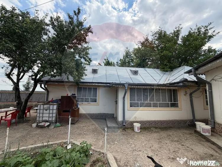 Casă cu 5 camere cu Teren 1513 Mp în Câmpineanca