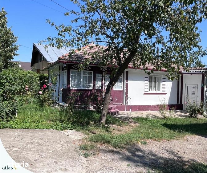 Casă cu 2 camere cu Teren 1248 Mp în Bârnova