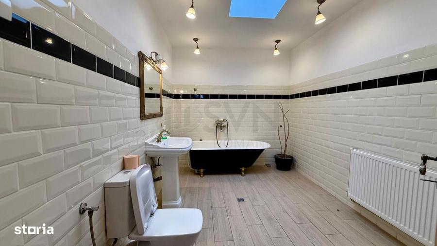 Casă cu 3 camere cu Canalizare în Plevnei