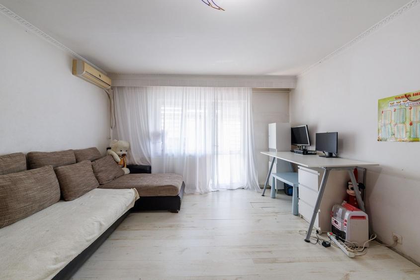Apartament cu 2 camere semidecomandat în Prundu