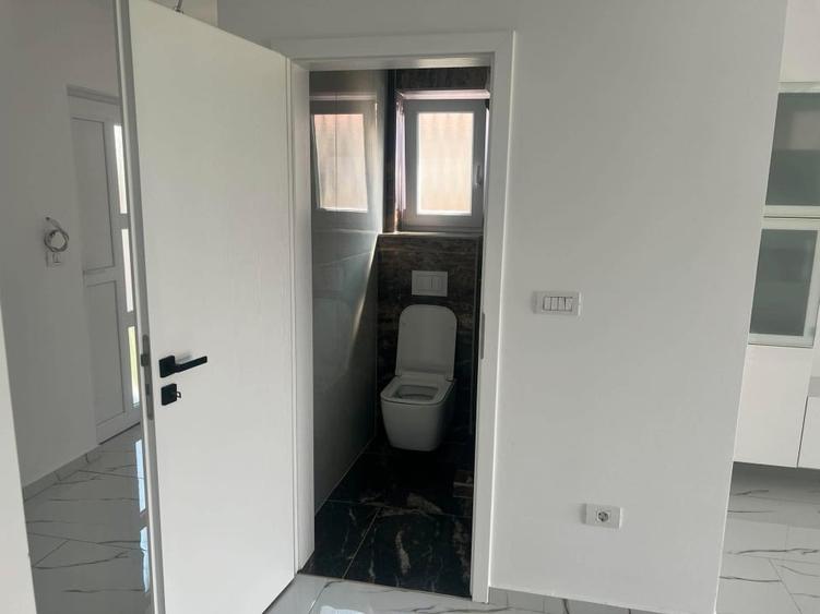 Duplex cu 3 camere cu Canalizare în Moșnița Nouă