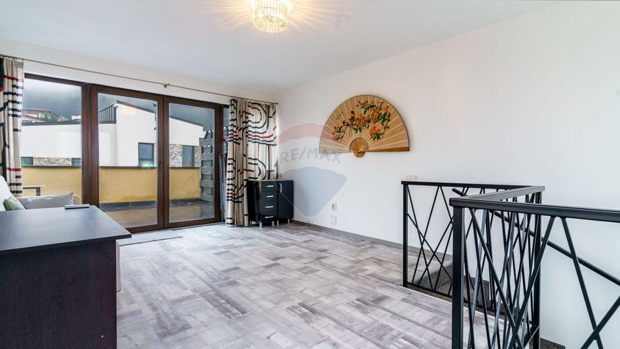 Duplex cu 4 camere cu Teren 123 Mp în Florești