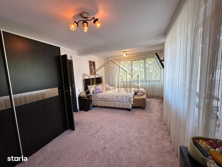 Casă cu 4 camere cu Teren 390 Mp în Central