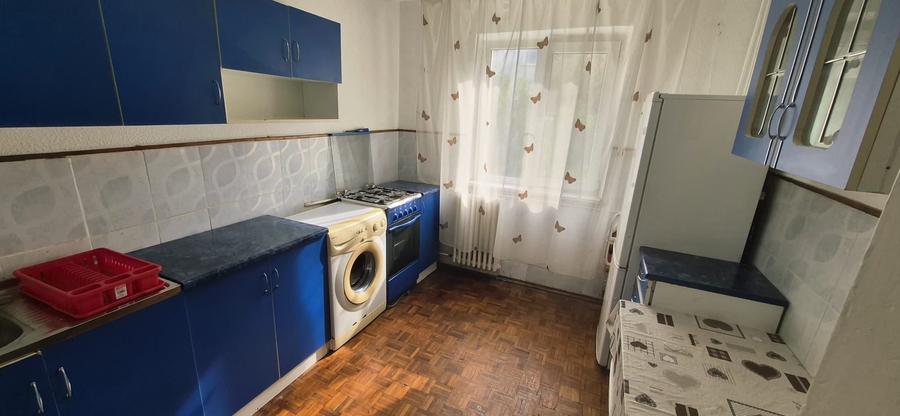 Garsonieră decomandată în Podu Roș