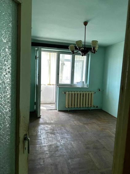Apartament cu 2 camere decomandat în Exterior Vest