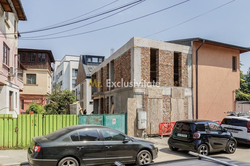 Casă individuală cu 5 camere cu Canalizare în Unirii