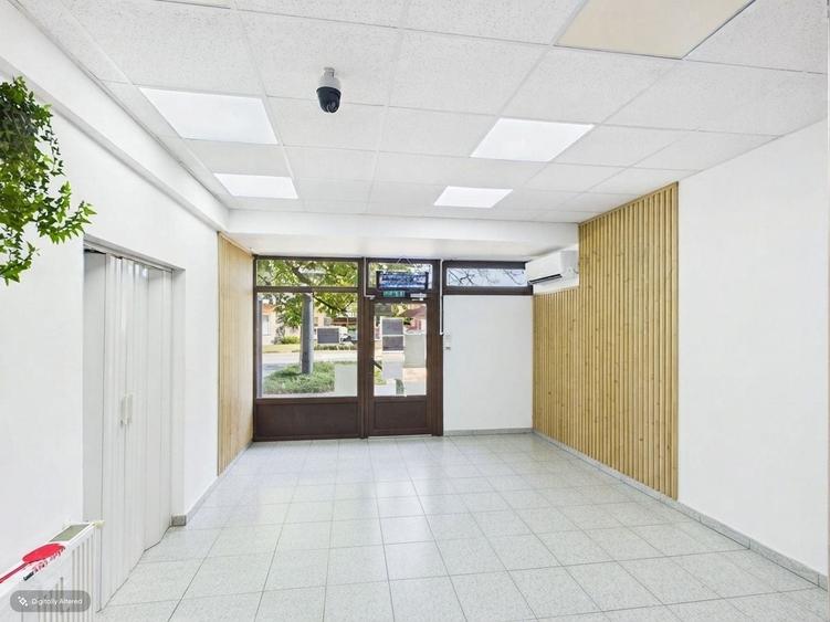 Spațiu comercial, de 102 mp, în Iosia