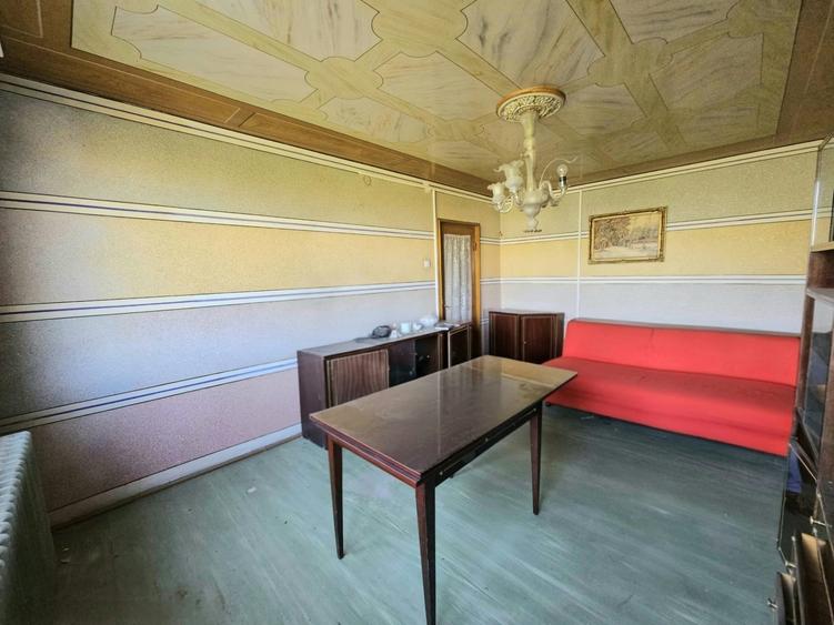 Apartament cu 3 camere în Lujerului