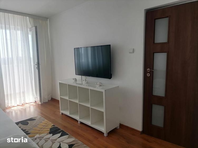 Apartament 2 camere decomandat,an universitar - 7