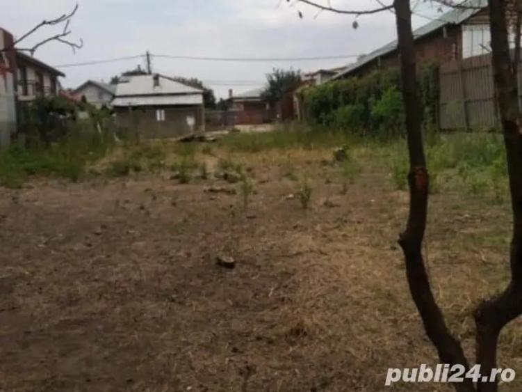Teren 600 mp cu casa demolabila in Ca?elu - 2